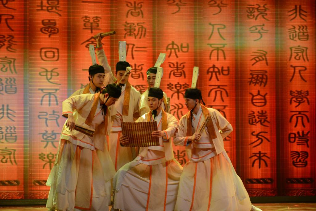 舞蹈表演《大美师魂》